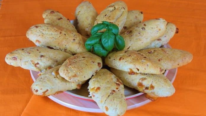 Delicious-bread-rolls-with-kasseri-cheese-and wiener-sausages