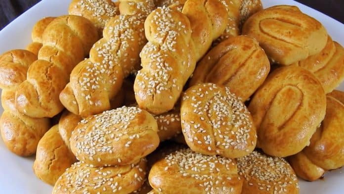 Traditional-Greek-Easter-Cookies
