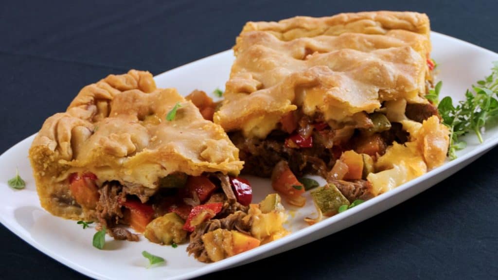 Marinated-Beef-and-Vegetable-Pie-Easy-Homemade-Dough